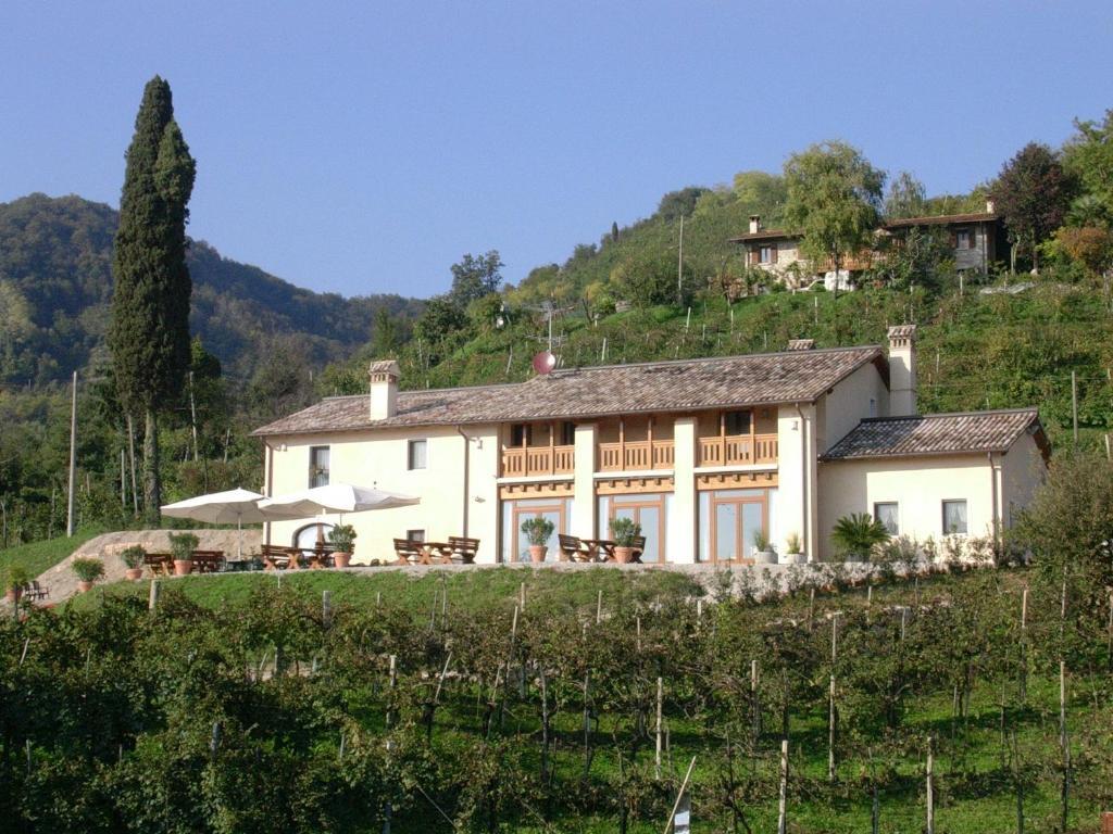 Agriturismo Al Credazzo Guest House Farra di Soligo Luaran gambar